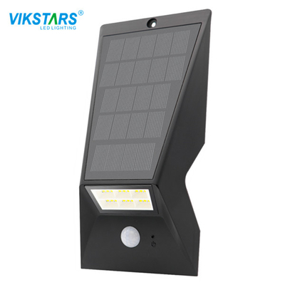 কেনা উঠানের বাইরে গার্ডেন লাইট IP65 ওয়াটারপ্রুফ 8 ঘন্টা চার্জিং টাইম অনলাইন উত্পাদন