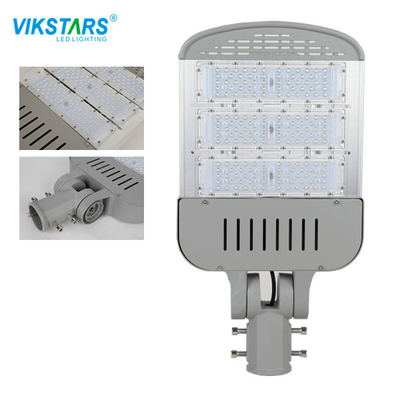200 ওয়াট ওয়াটারপ্রুফ LED স্ট্রিট লাইট 5000lm থেকে 39000lm গ্রে হাউজিং